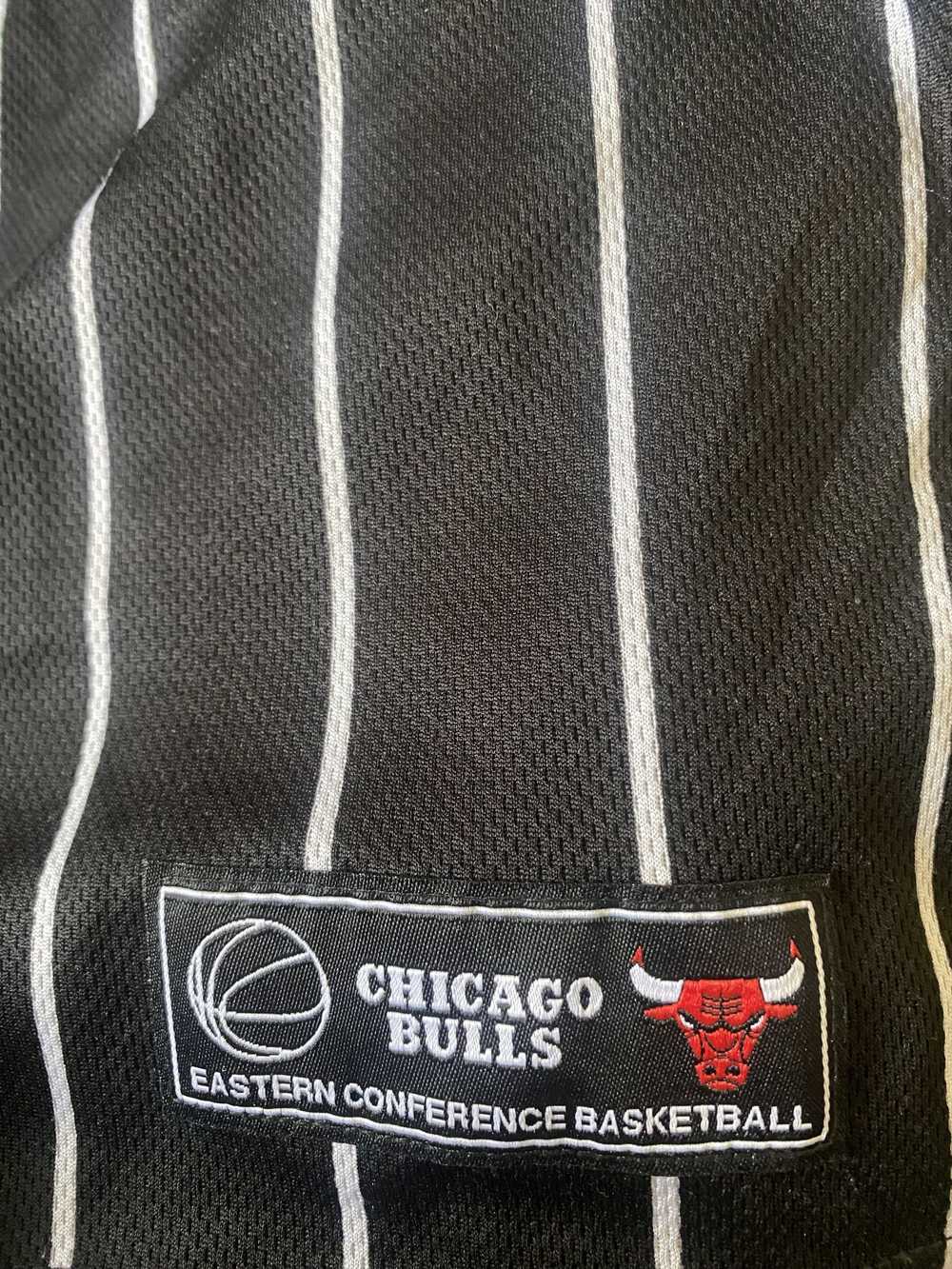 Other Vintage CHICAGO BULLS T-shirt - M - NBA - U… - image 4