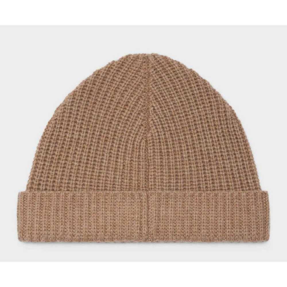 Celine Cashmere beanie - image 6