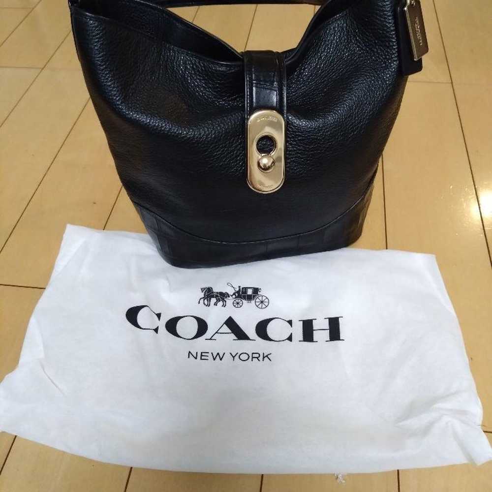 COACH bag in excellent condition - image 1