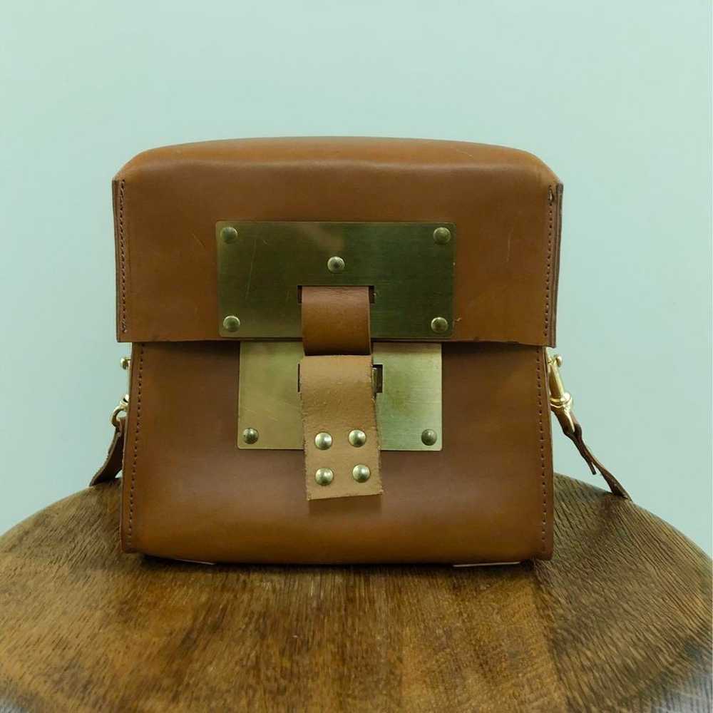 【SOPHIE HULME】 BROWN×gold Shoulder Box Bag - image 2