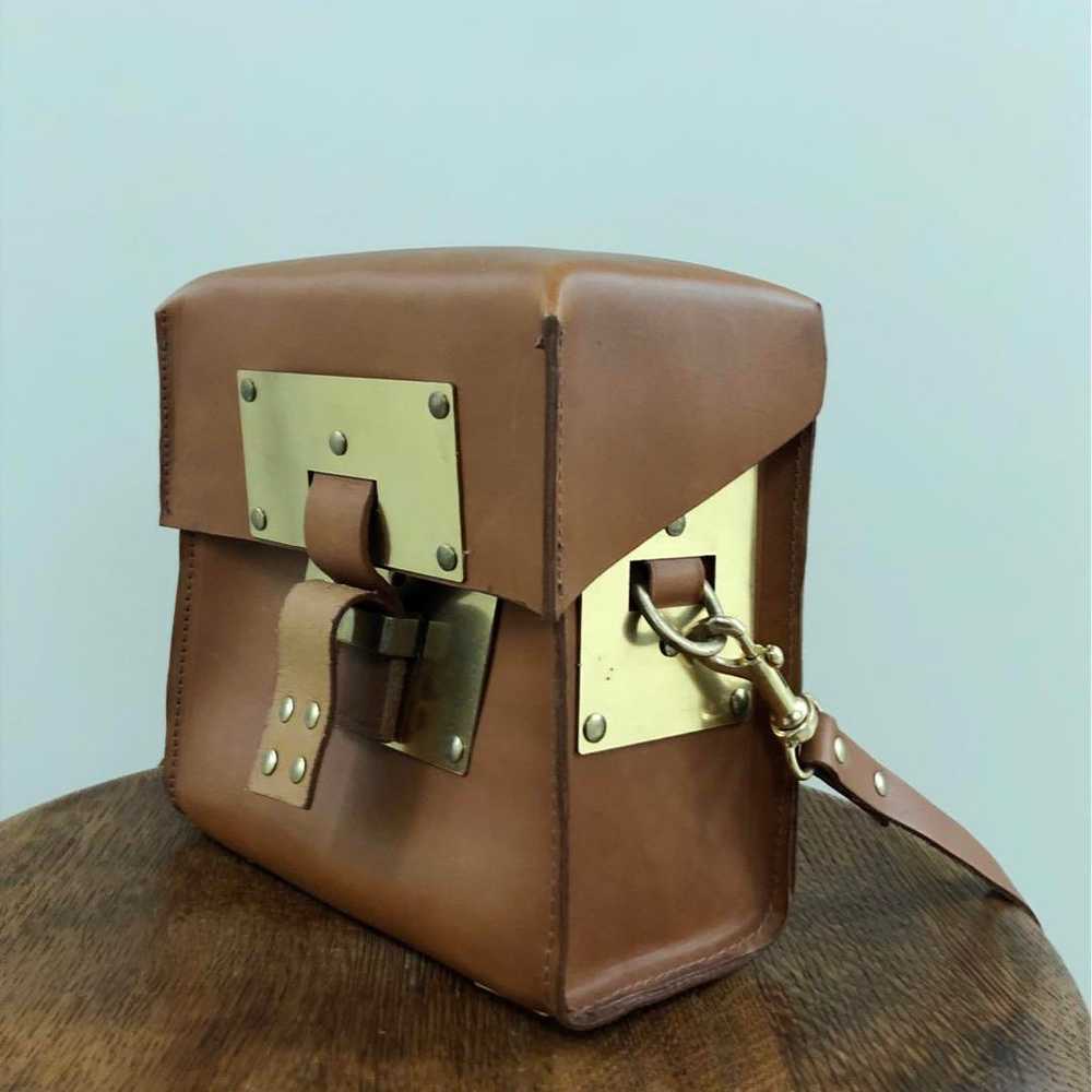 【SOPHIE HULME】 BROWN×gold Shoulder Box Bag - image 3