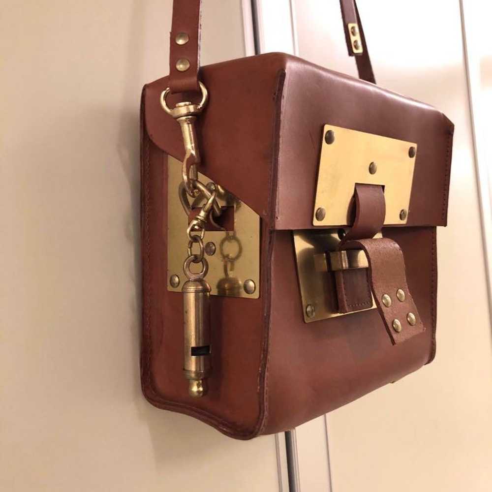 【SOPHIE HULME】 BROWN×gold Shoulder Box Bag - image 9