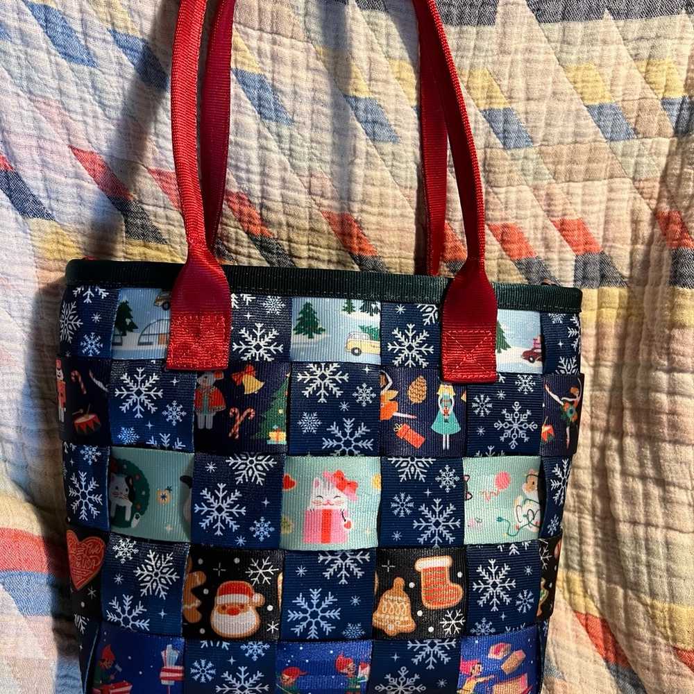 Harveys Jingle All the Way crossbody tote - image 2