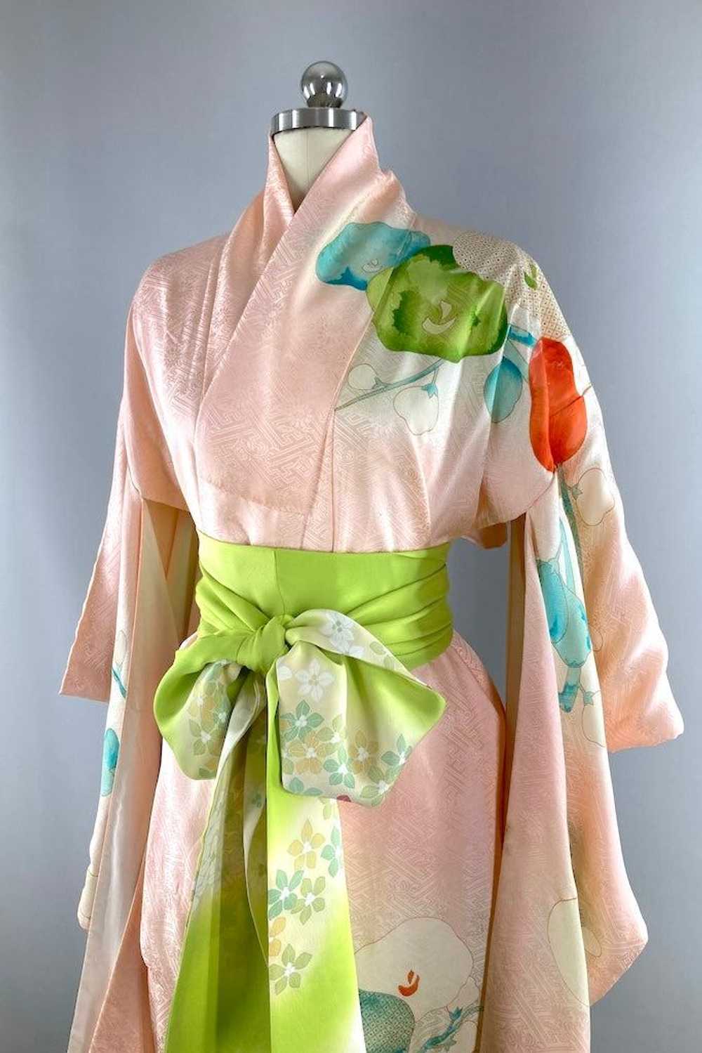 Vintage 1960s Peach Silk Furisode Kimono - image 2