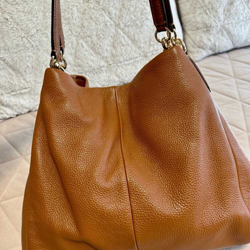 Gorgeous Coach Pebble Leather Hobo Purse Bag - image 1