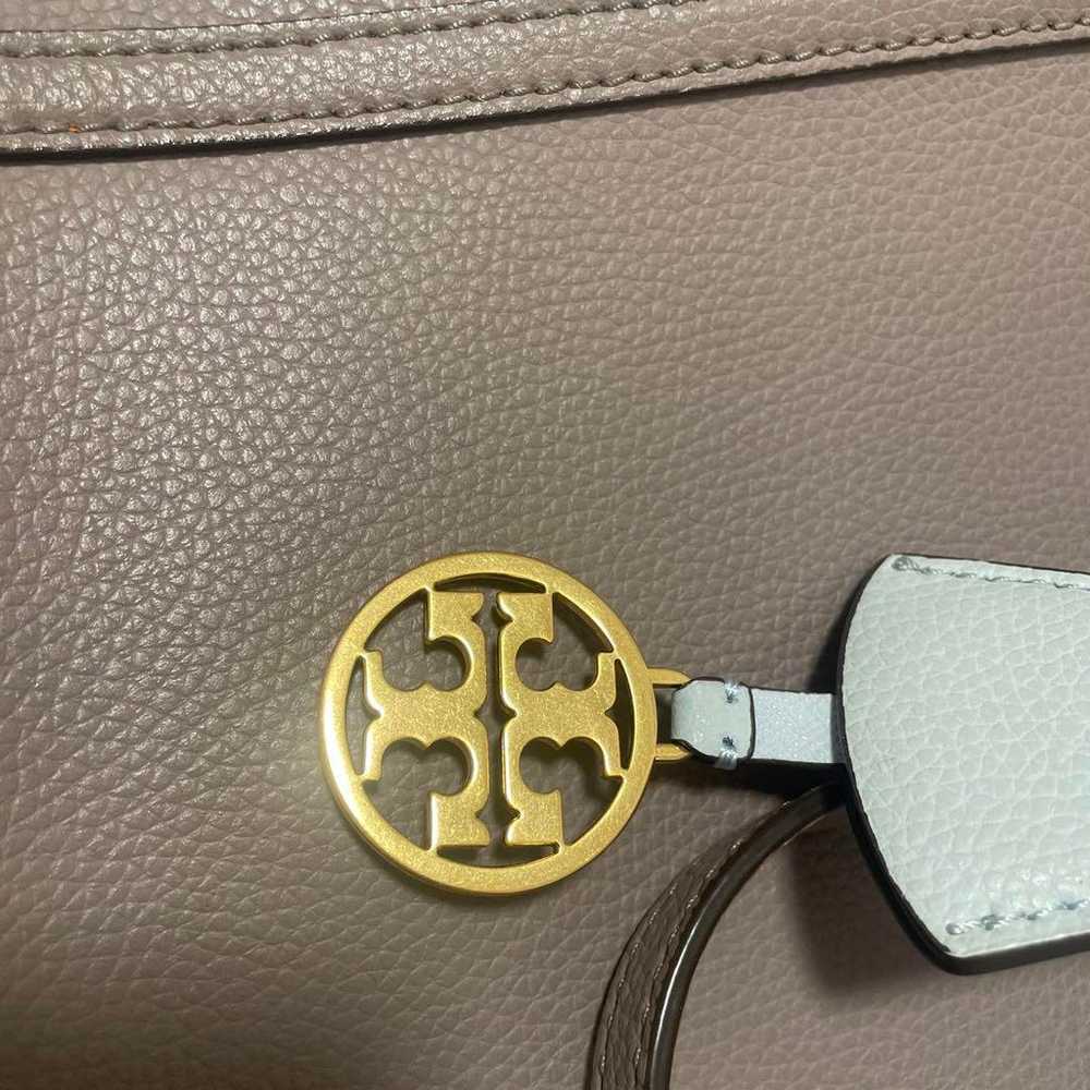 Tory Burch A4 compatible business bag. - image 10