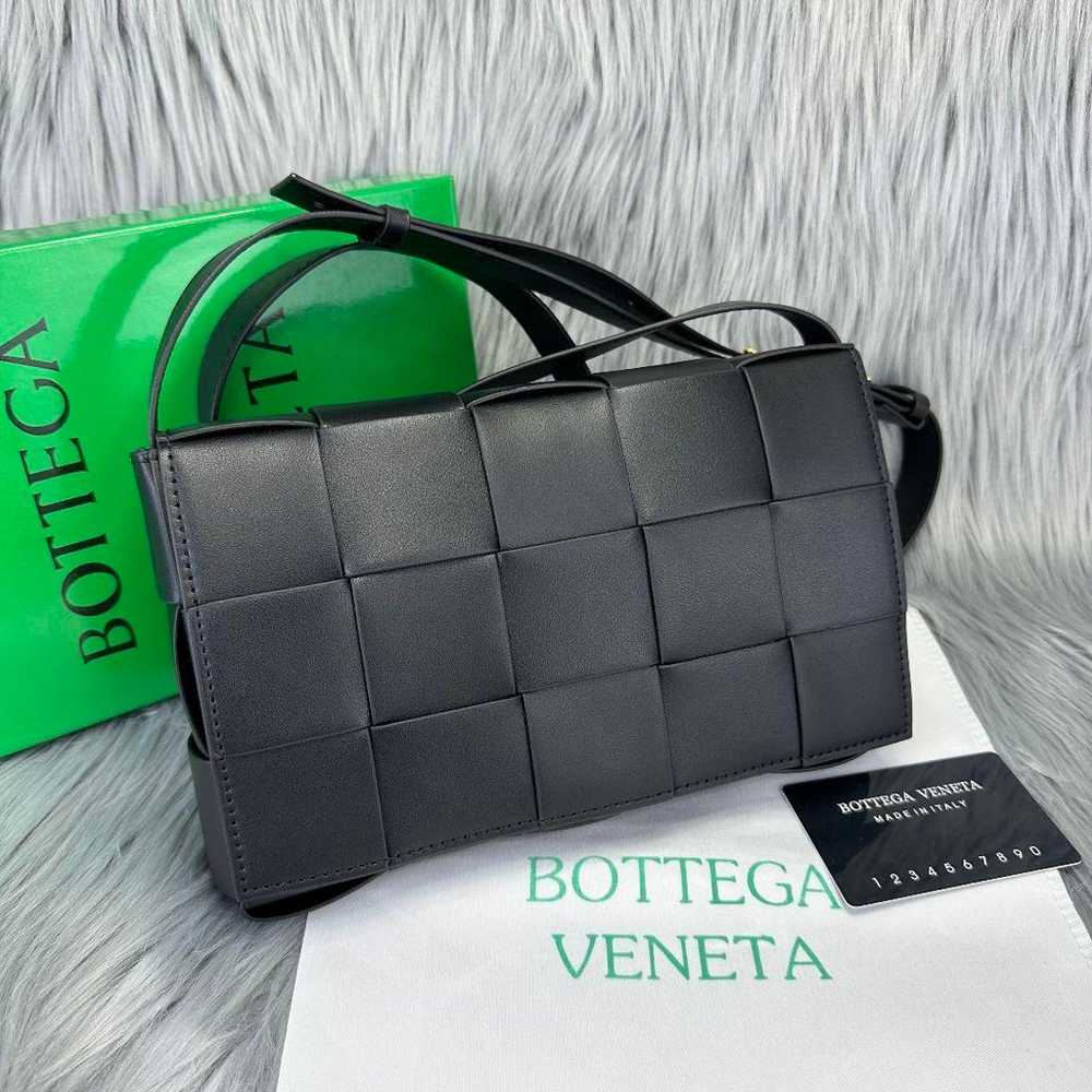 Bottega Veneta Cassette Shoulder Bag Black - image 6