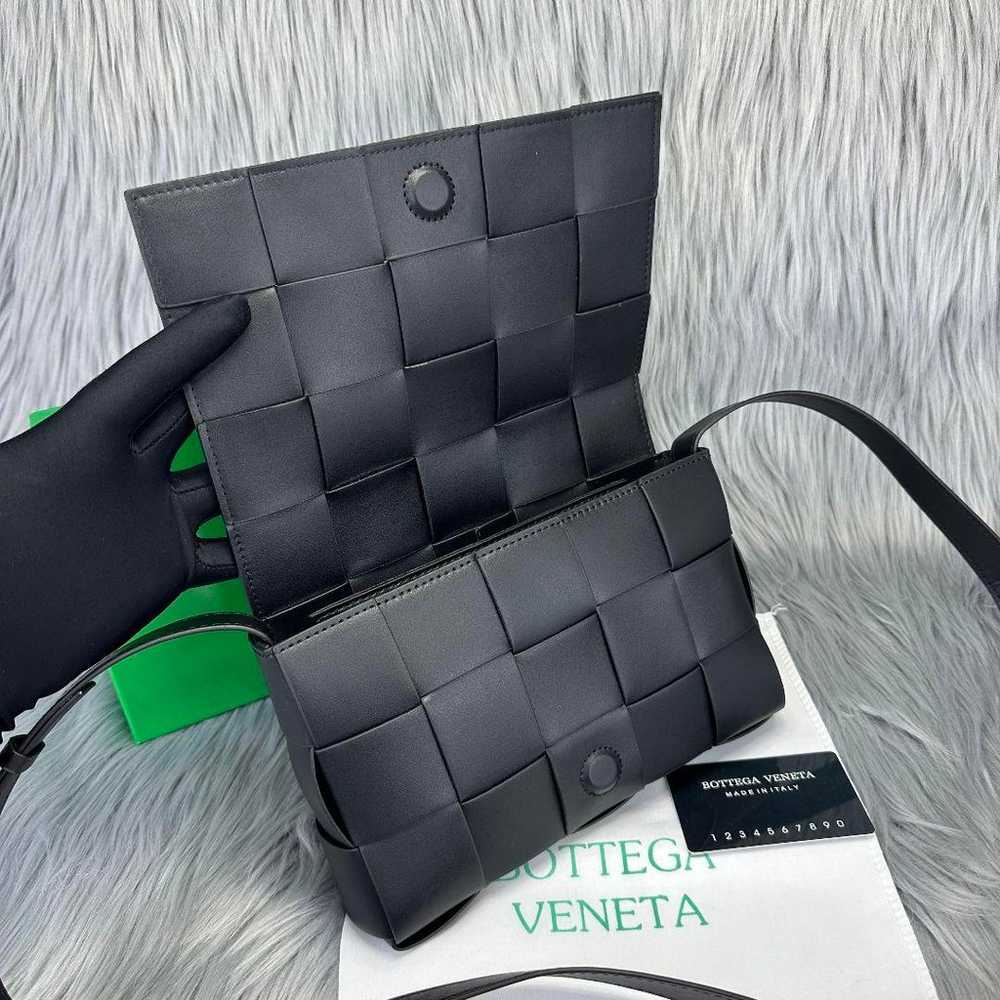 Bottega Veneta Cassette Shoulder Bag Black - image 7