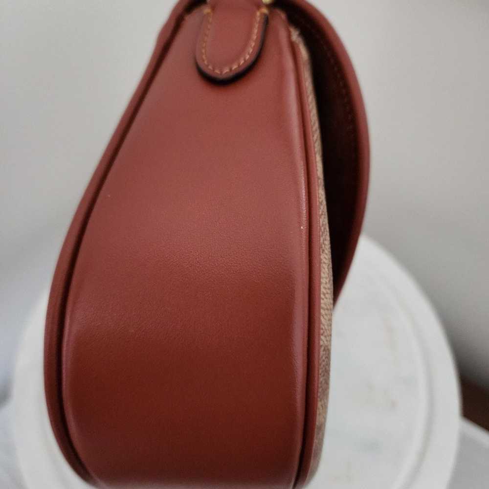 Coach Willow Saddle Bag EUC Signature Rust - image 5