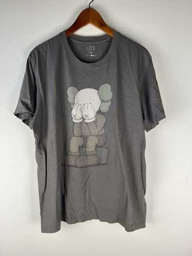 Kaws × Uniqlo Kaws companion tee