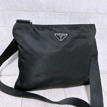 "High-quality item" PRADA shoulder bag