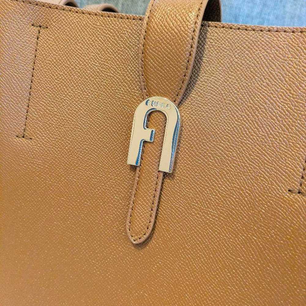 【Excellent Condition】 FURLA Sofia Tote Bag Handba… - image 2