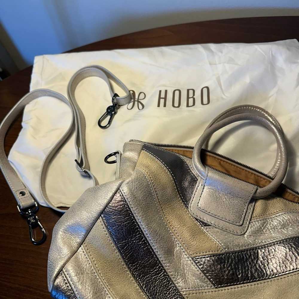 Hobo Sheila crossbody/handbag - image 1