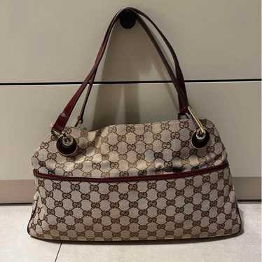 GUCCI GG pattern handbag