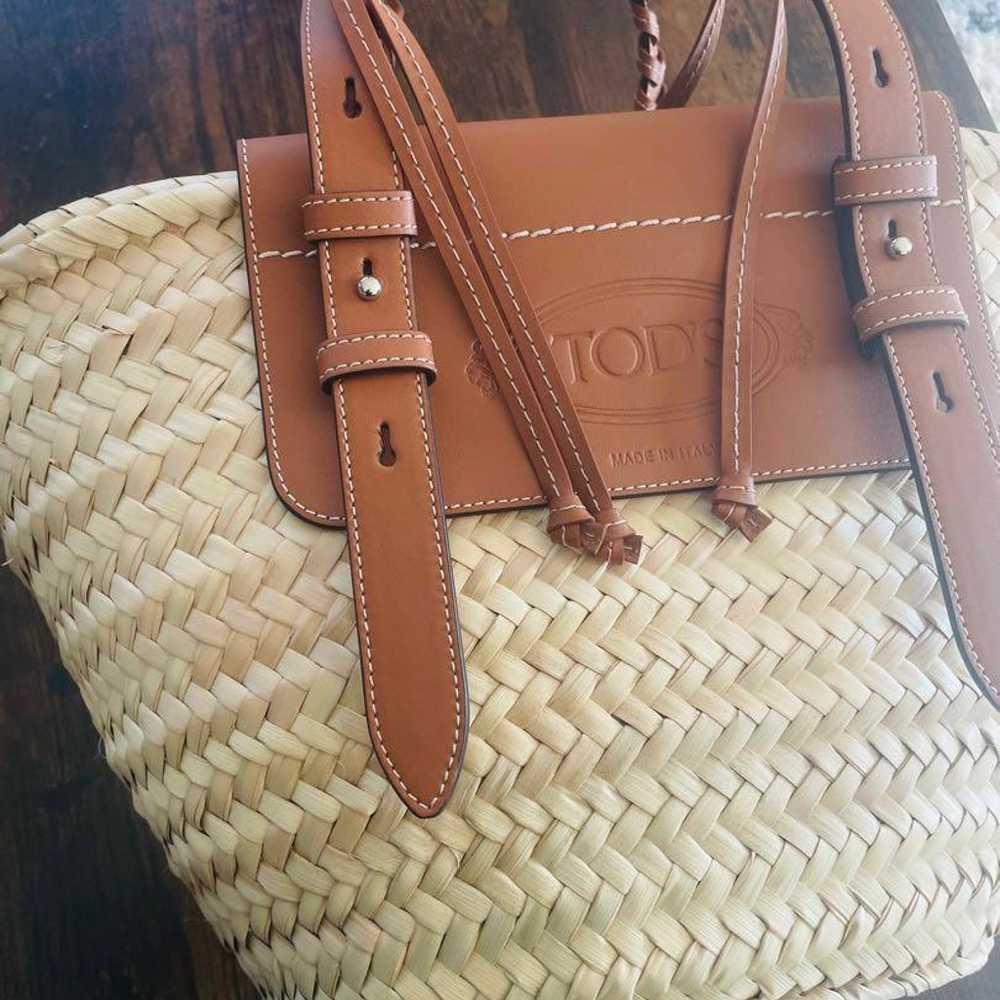 TOD'S basket bag medium size beige and brown - image 3