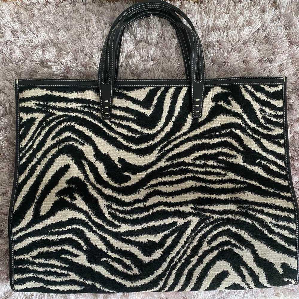 A VACATION Tote Bag TANK Zebra Jacquard - image 3