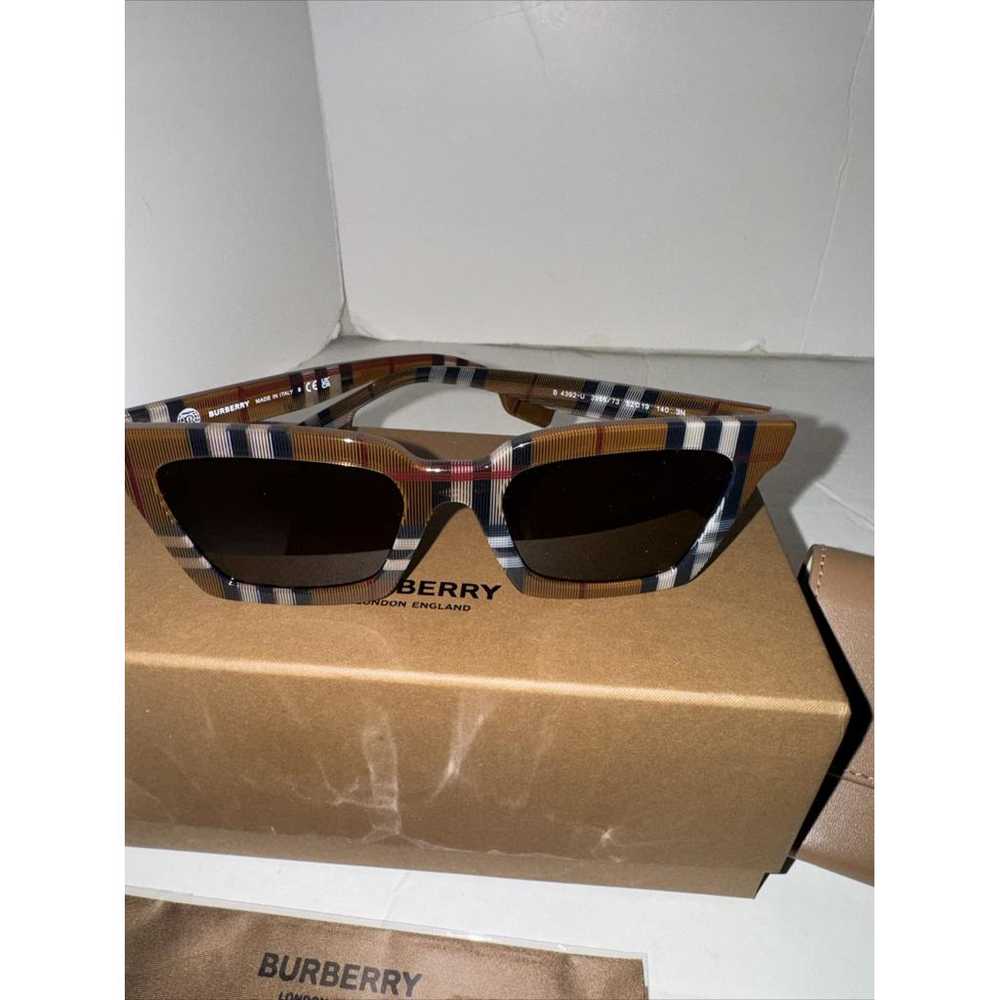 Burberry Oversized sunglasses - image 2