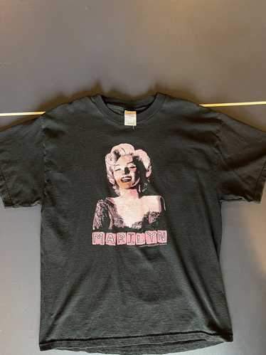 Delta Pink Marilyn Monroe graphic Large