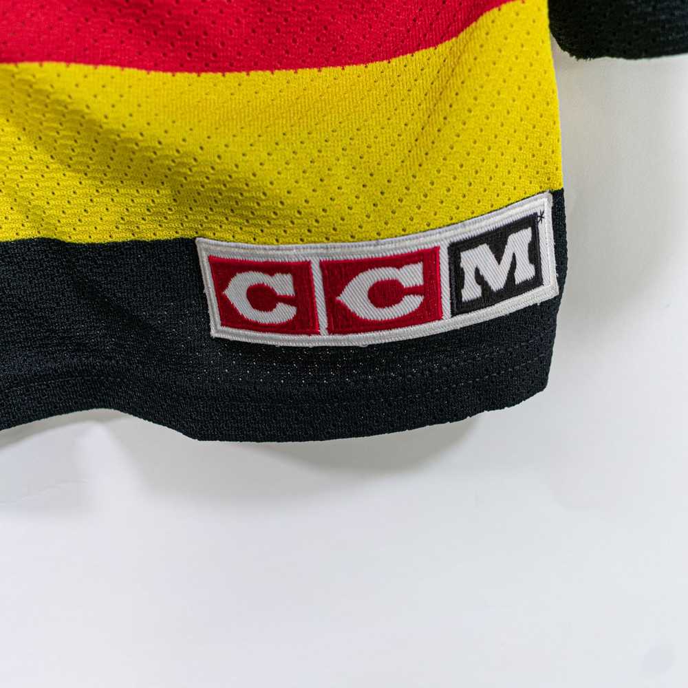 Ccm × NHL × Vintage CCM Vancouver Canucks NHL Jer… - image 4