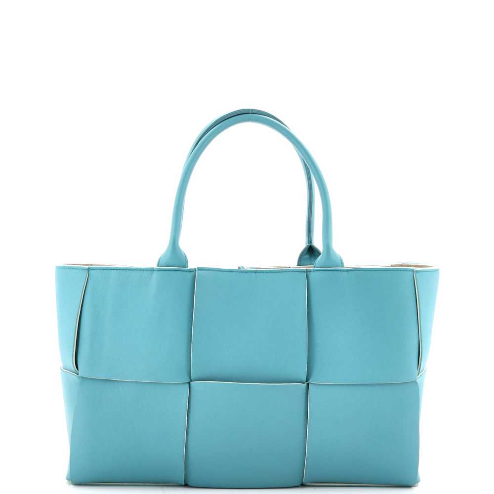 Bottega Veneta Arco Tote Maxi Intrecciato Leather… - image 3