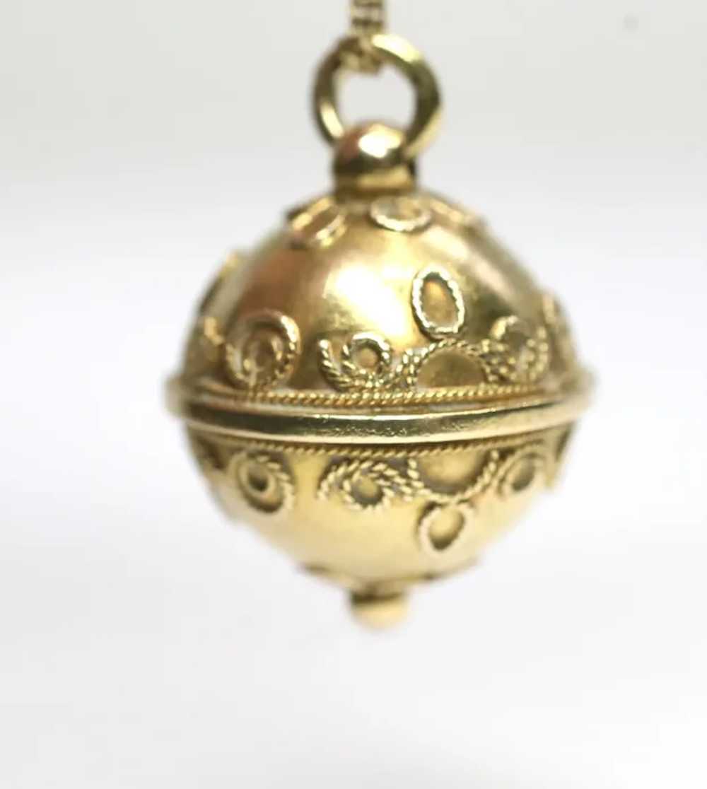 Victorian 9ct gold textured Orb pendant - image 7