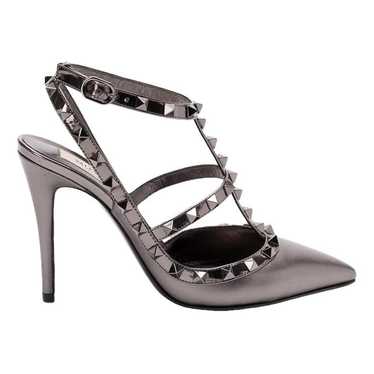 Valentino Garavani Rockstud leather heels