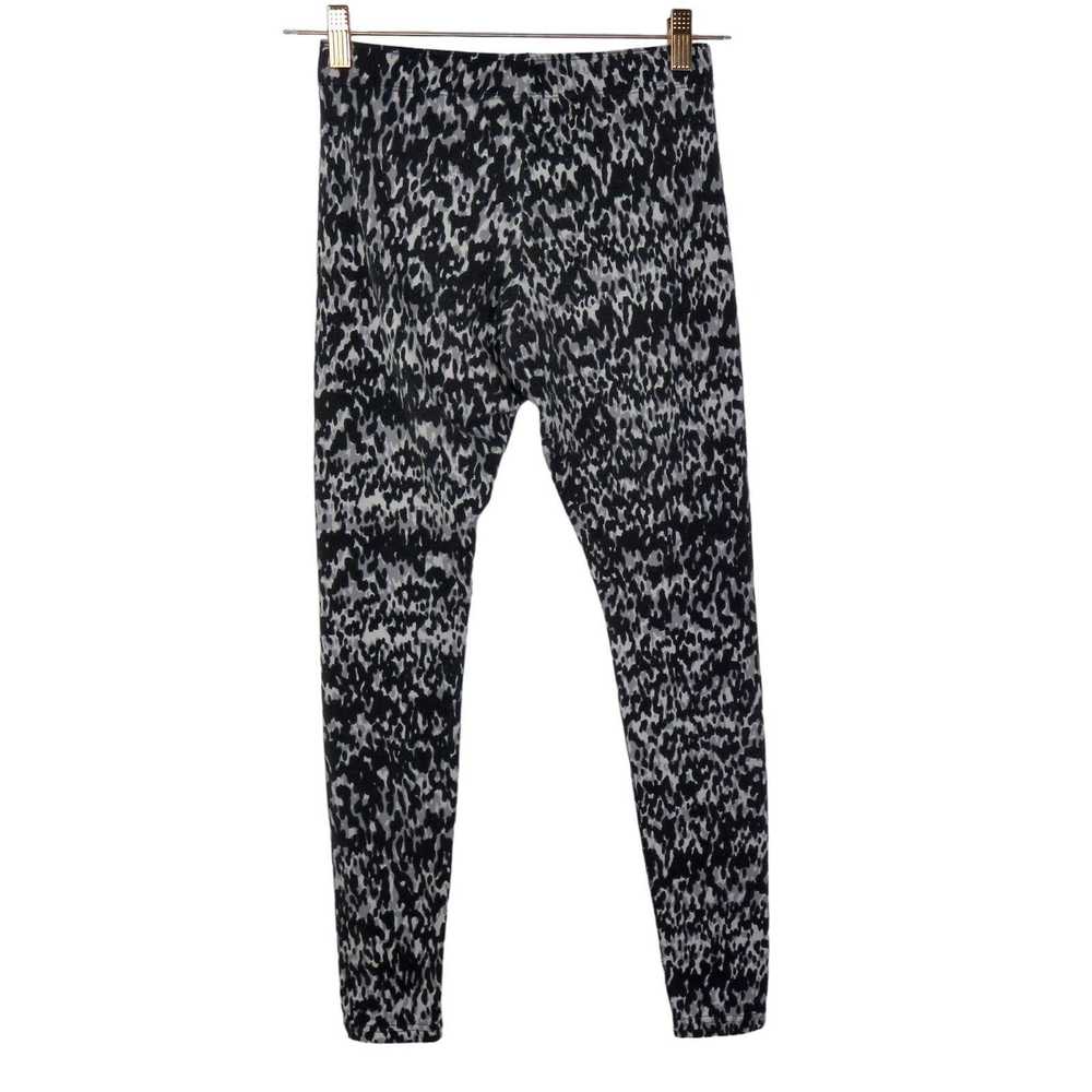 Nike Nike Gray Leopard Print Leggings High Rise S… - image 2