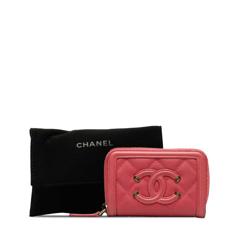 Product Details Chanel Coral Pink CC Caviar Zip A… - image 10