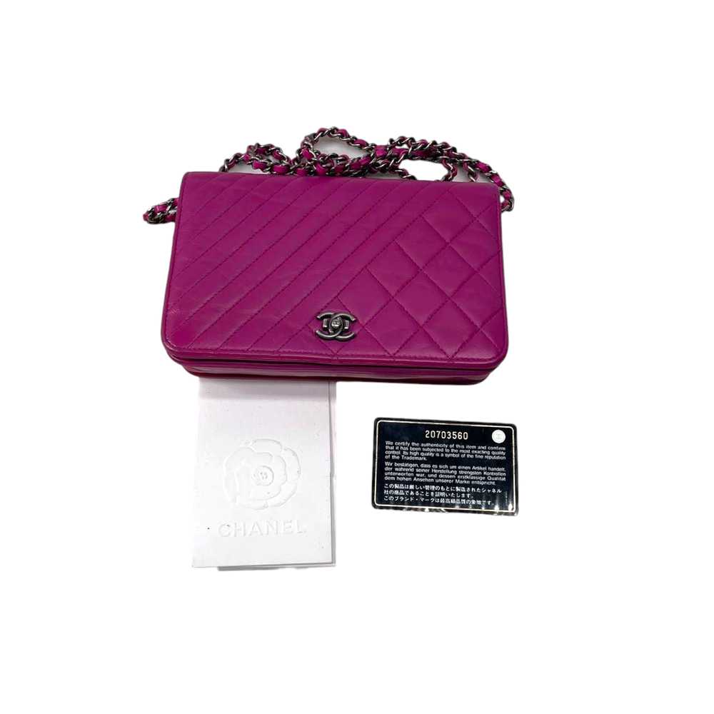 Product Details Chanel Purple Quilted Lambskin Le… - image 7