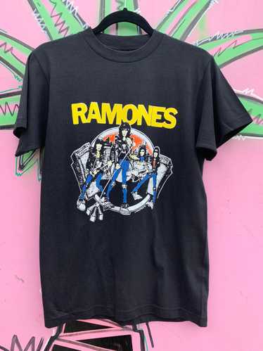 BOOTLEG RAMONES ROAD TO RUIN GRAPHIC T-SHIRT