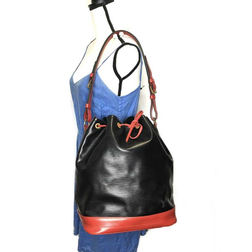 Louis Vuitton Patent leather handbag - image 2