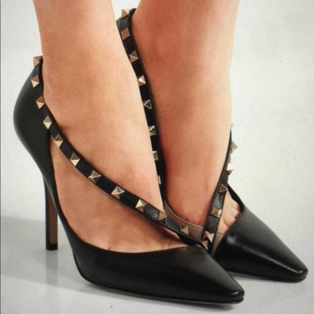 Valentino Garavani Rockstud leather heels - image 2