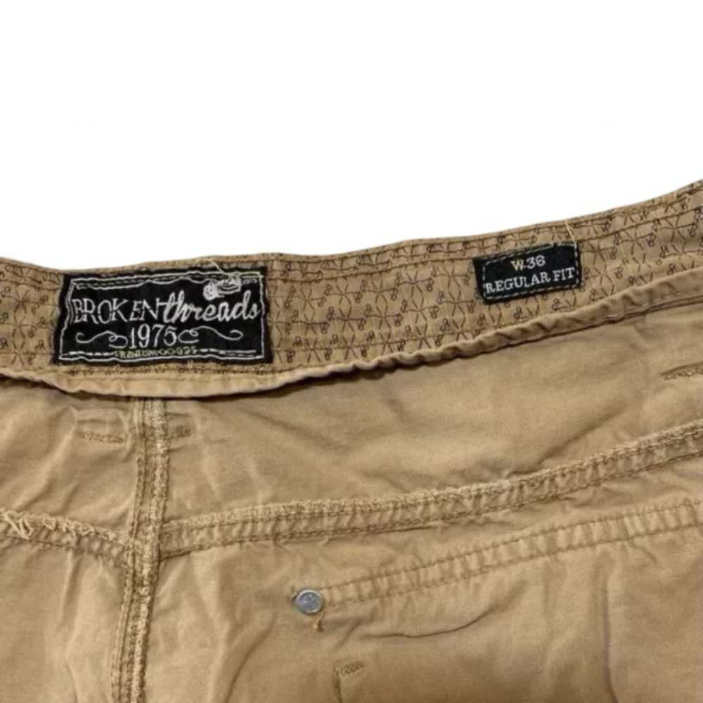 Broken Threads BrokenThreads Cargo Shorts Size 36 - image 4