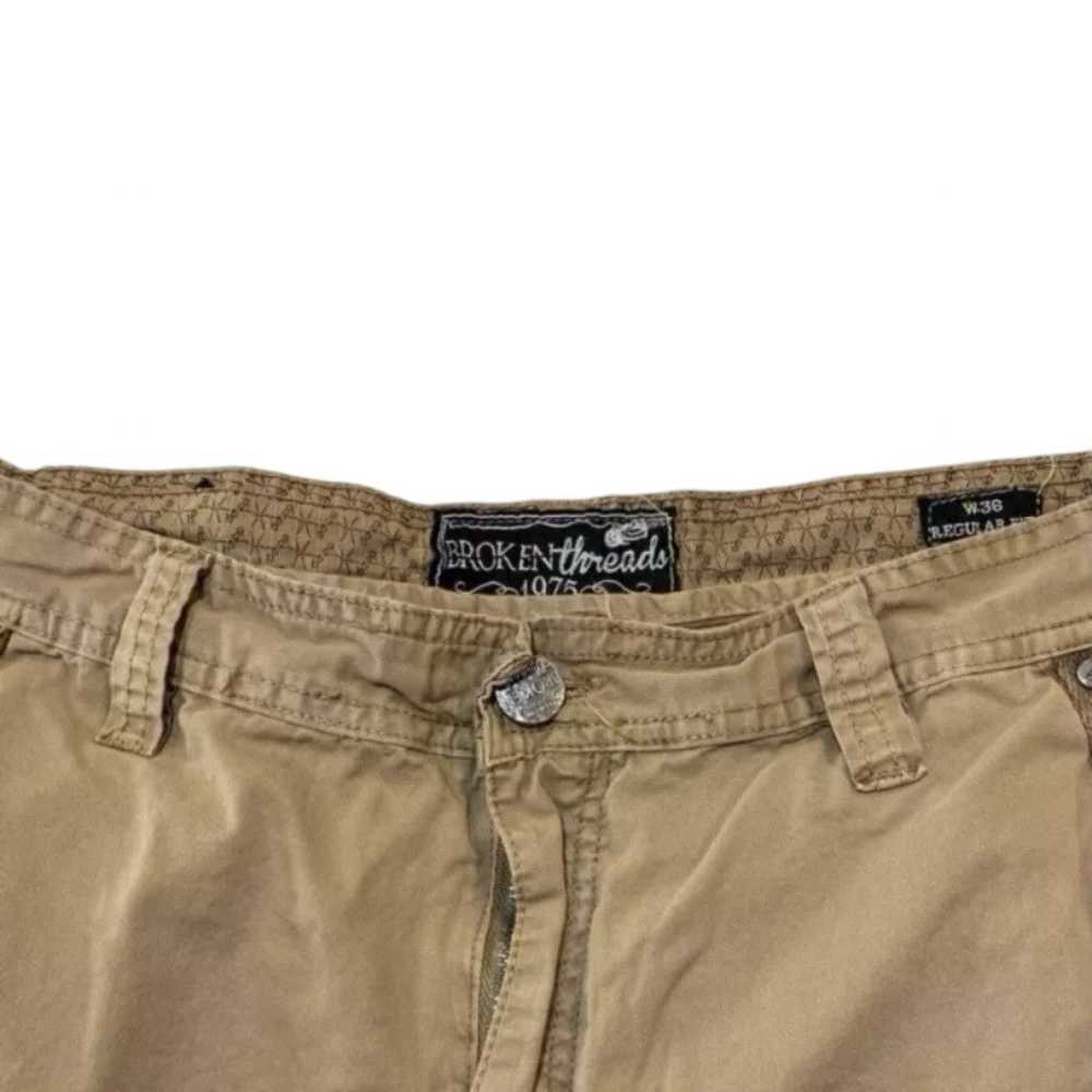 Broken Threads BrokenThreads Cargo Shorts Size 36 - image 5