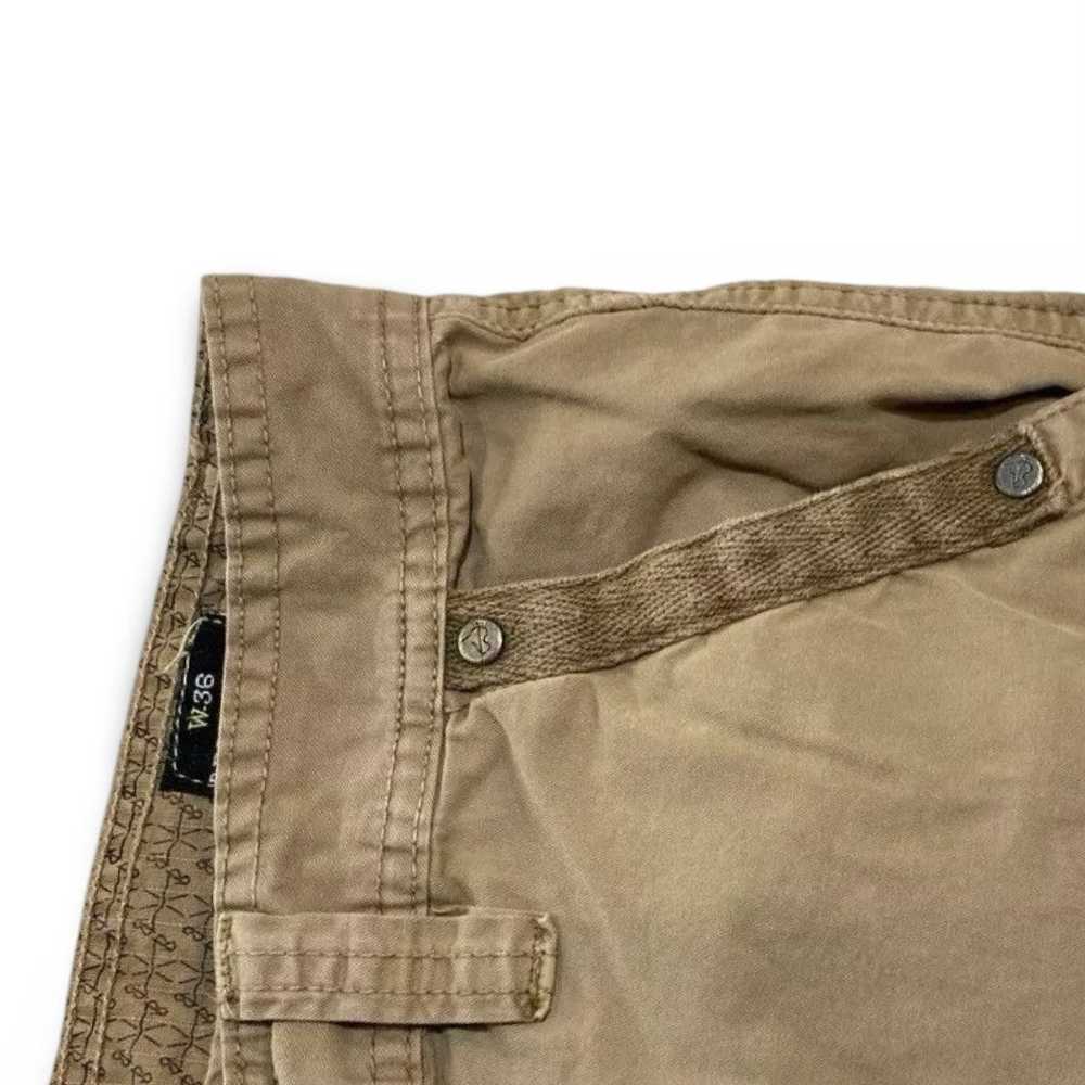 Broken Threads BrokenThreads Cargo Shorts Size 36 - image 8