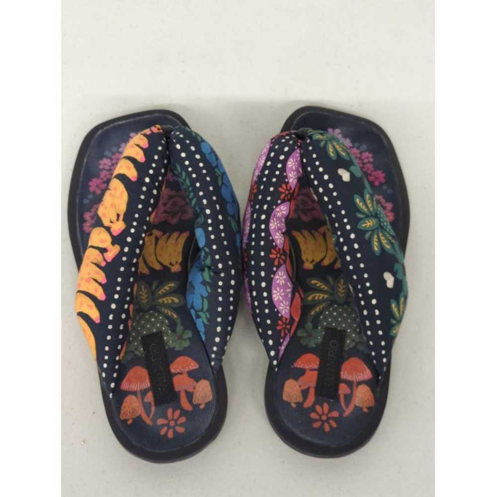 Farm Rio Cloth flip flops - image 3