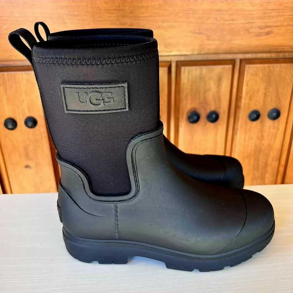 Ugg Vegan leather snow boots - image 10