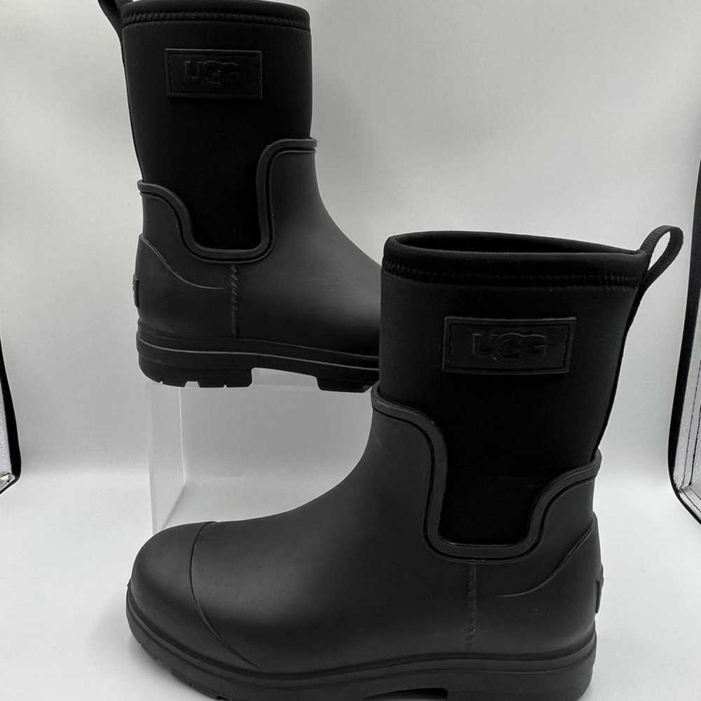 Ugg Vegan leather snow boots - image 3