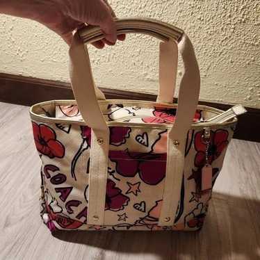 Coach Kyra Floral Poppy Weekender authentic Duffle Bag