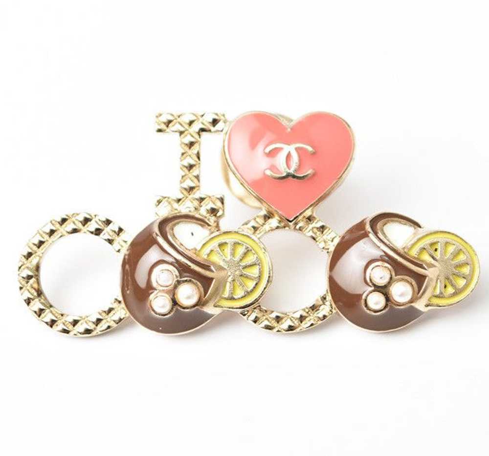 Chanel Chanel Chanel Heart Motif Brooch Pin Badge… - image 1