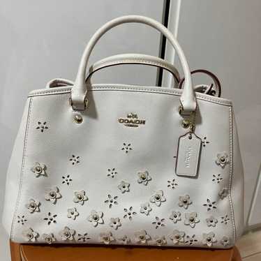 Coach handbag in excellent condition.