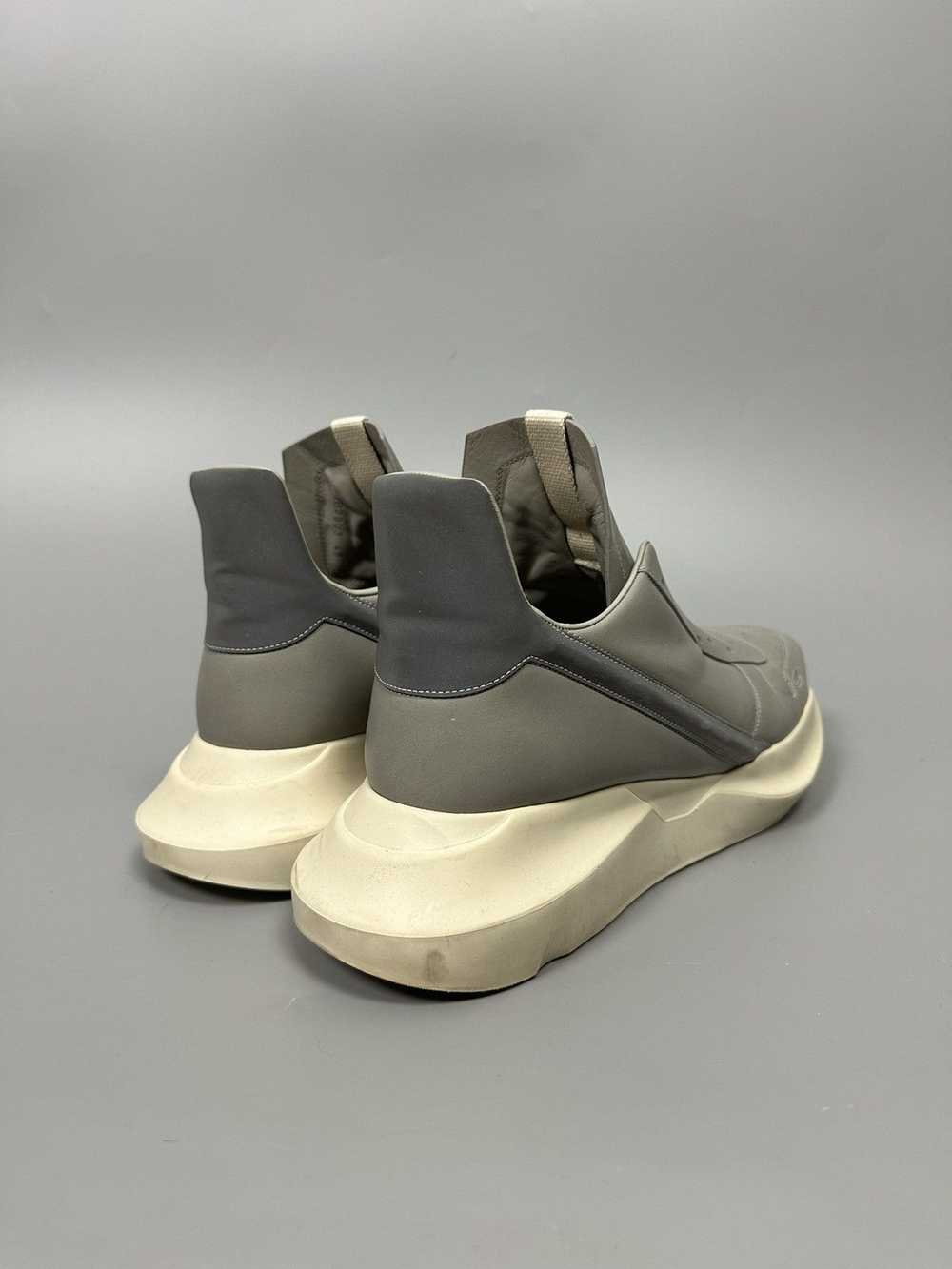 Rick Owens FW22 ‘STROBE’ Dust/Reflex Geth Runners - image 8