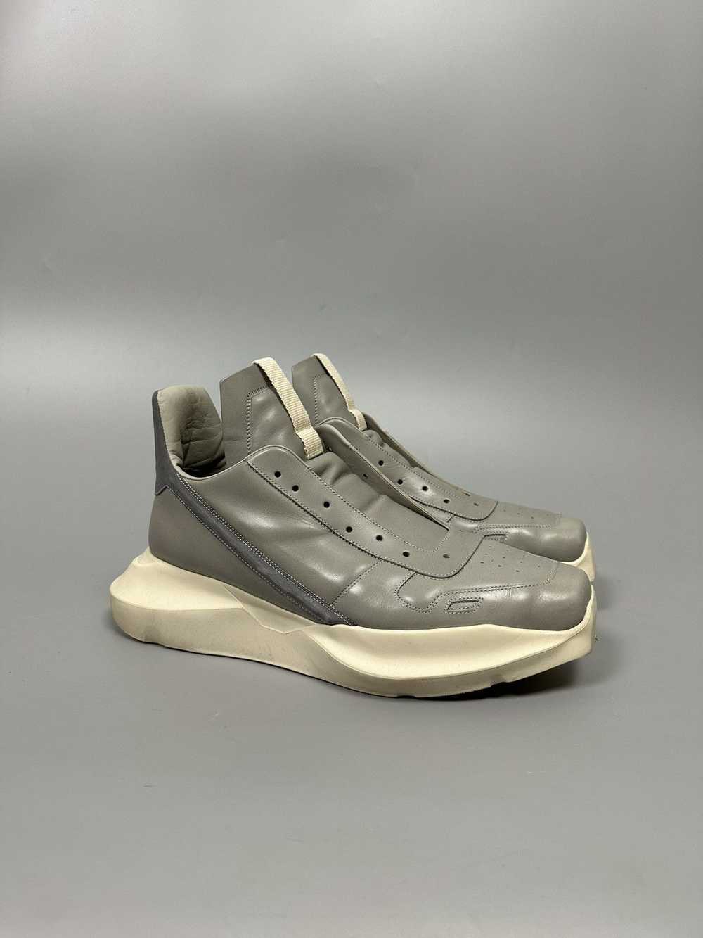 Rick Owens FW22 ‘STROBE’ Dust/Reflex Geth Runners - image 9