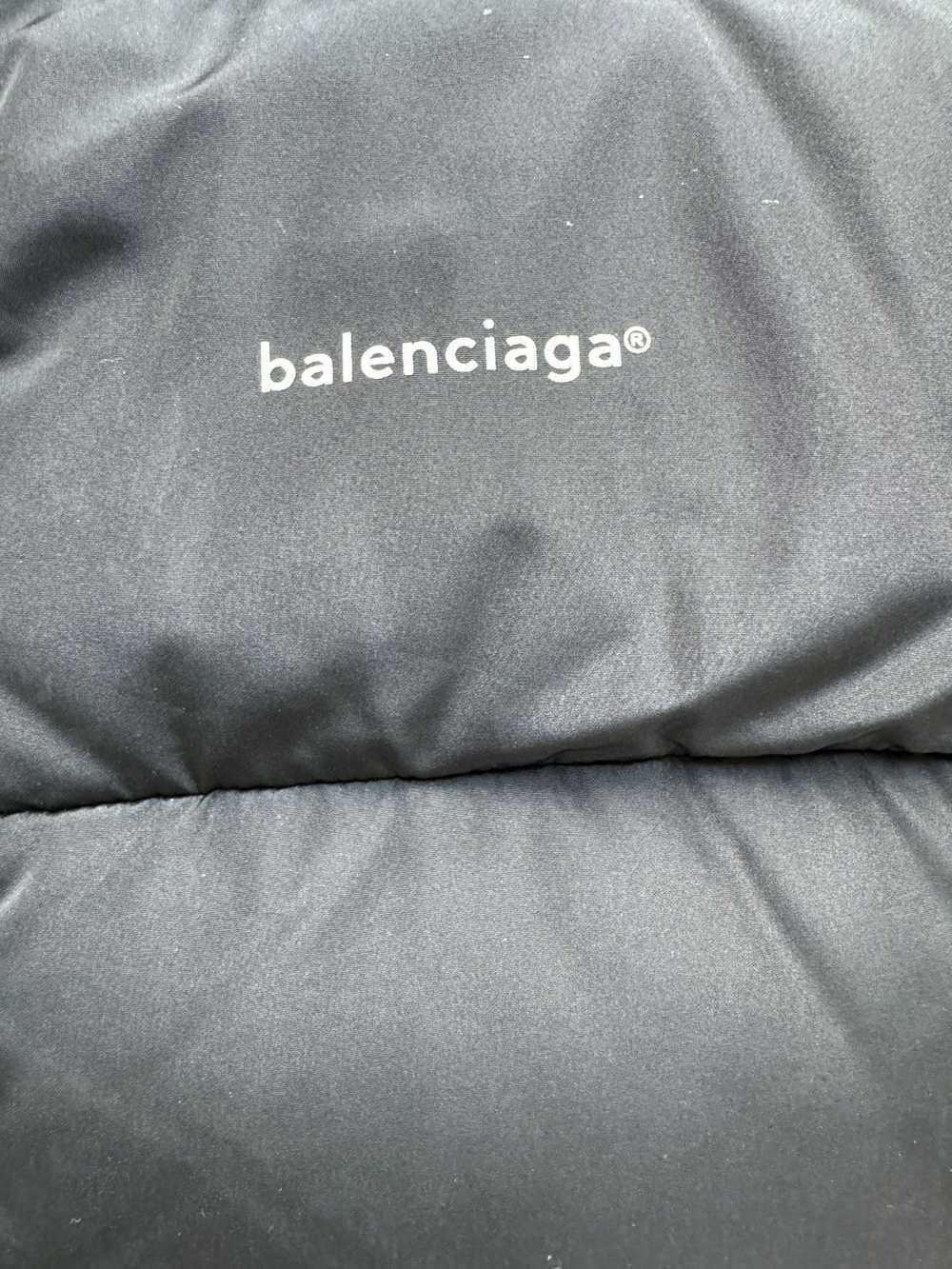 Balenciaga Balenciaga C-Shaped Puffer Coat - image 3