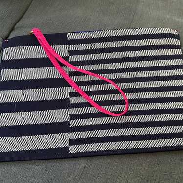 Rothy newest wristlet maritime cloud stripe