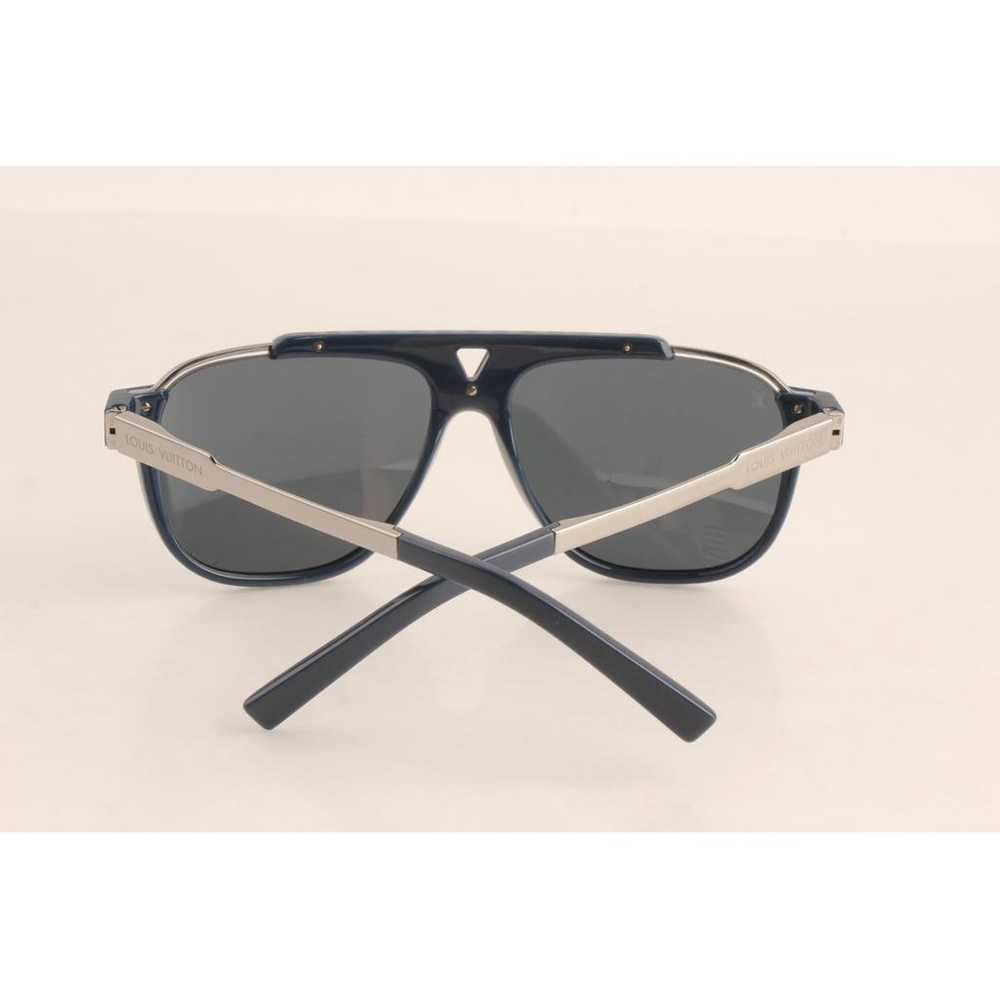 Louis Vuitton Aviator sunglasses - image 10