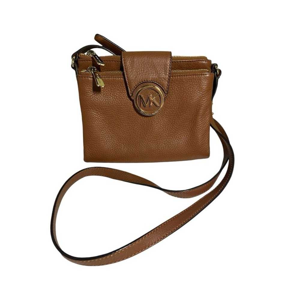 Women's Vintage Michael Kors Crossbody Leather Pu… - image 1