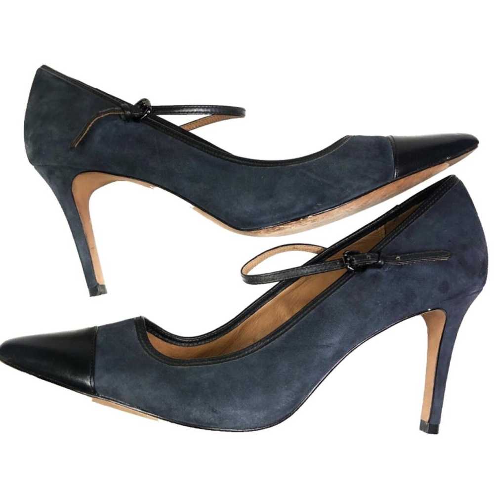 Coach Heels - image 5