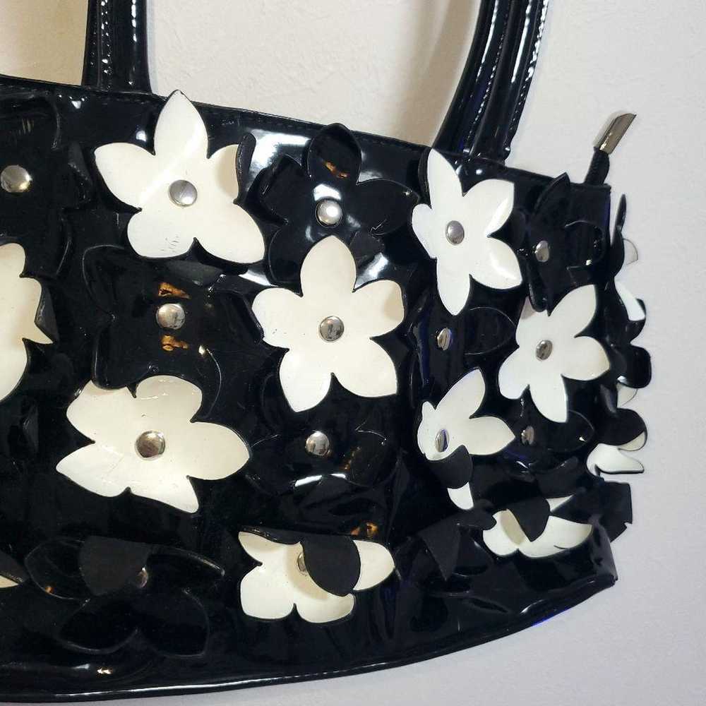 Sondra Roberts Flower Enamel Tote Bag Black 3D Fl… - image 2