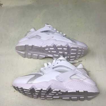 Nike Wmns Air Huarache Triple White